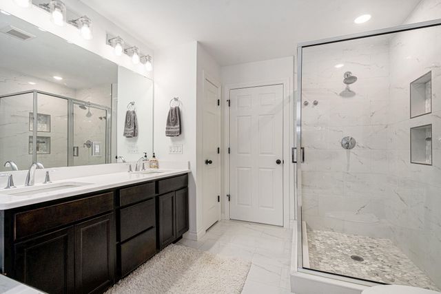 1360 Fairlane Drive, Ann Arbor, MI 48104