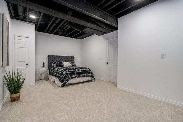 1360 Fairlane Drive, Ann Arbor, MI 48104