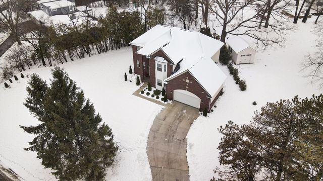 1360 Fairlane Drive, Ann Arbor, MI 48104