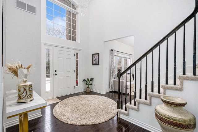 1360 Fairlane Drive, Ann Arbor, MI 48104