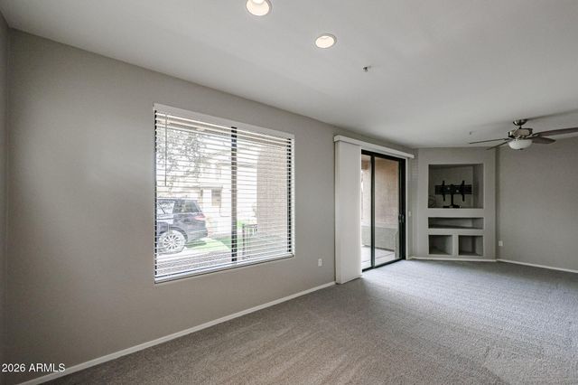 705 W QUEEN CREEK Road 1037, Chandler, AZ 85248