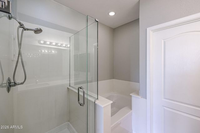 705 W QUEEN CREEK Road 1037, Chandler, AZ 85248