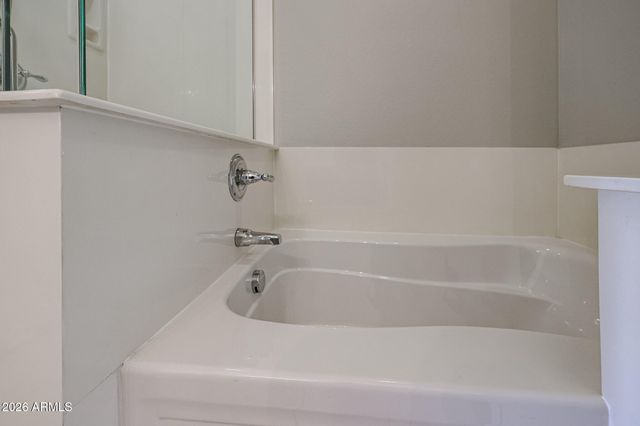 705 W QUEEN CREEK Road 1037, Chandler, AZ 85248