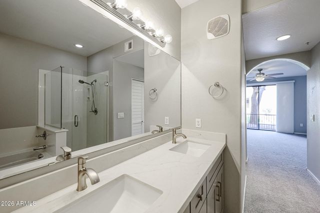 705 W QUEEN CREEK Road 1037, Chandler, AZ 85248