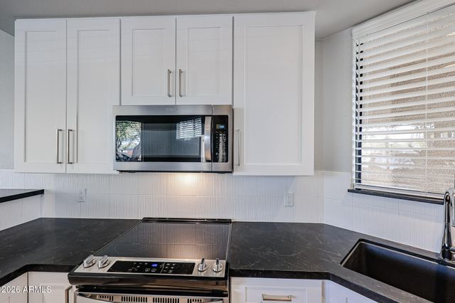 705 W QUEEN CREEK Road 1037, Chandler, AZ 85248