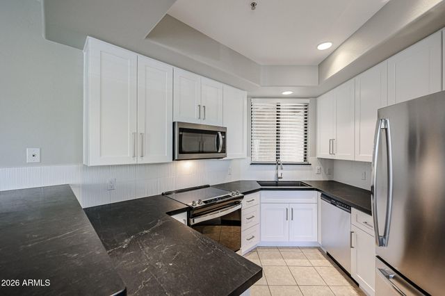 705 W QUEEN CREEK Road 1037, Chandler, AZ 85248