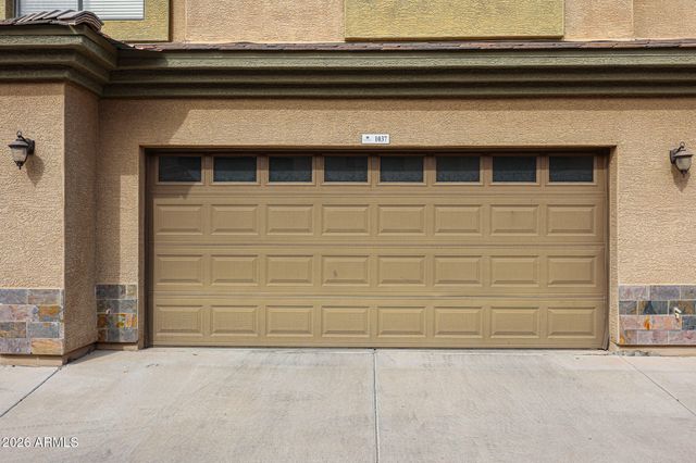 705 W QUEEN CREEK Road 1037, Chandler, AZ 85248