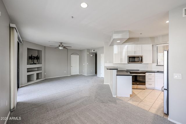 705 W QUEEN CREEK Road 1037, Chandler, AZ 85248