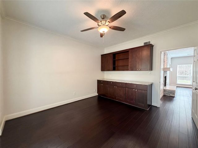 1103 Fleetwood Place Drive, Houston, TX 77079