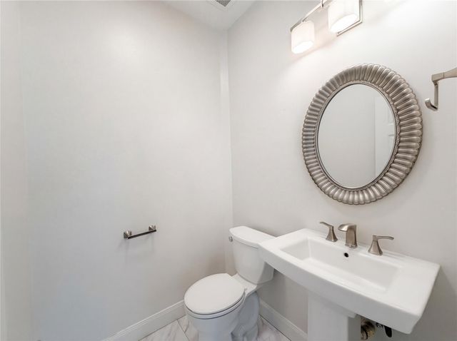 1103 Fleetwood Place Drive, Houston, TX 77079