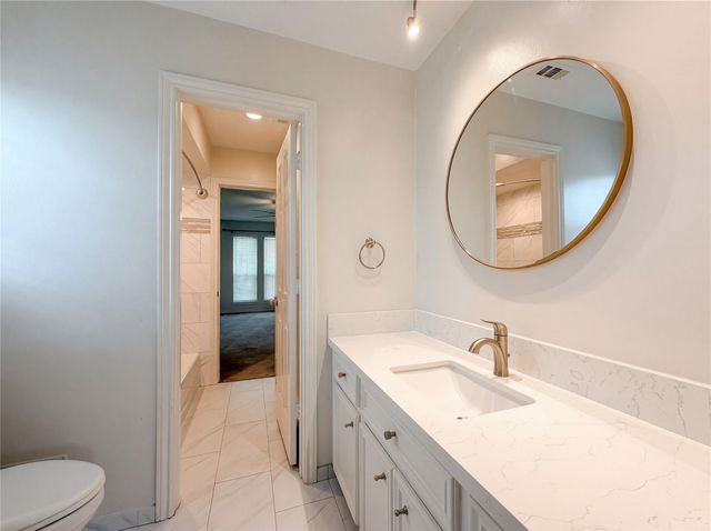 1103 Fleetwood Place Drive, Houston, TX 77079