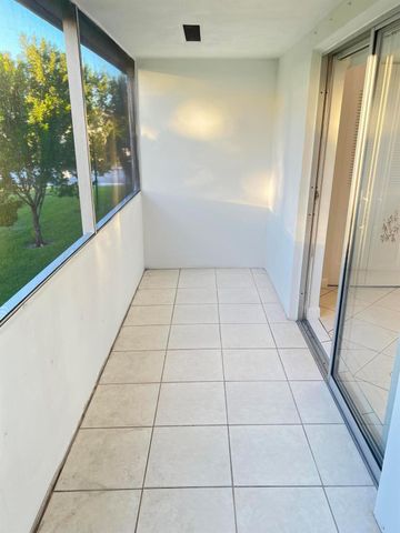 162 Camden G, West Palm Beach, FL 33417