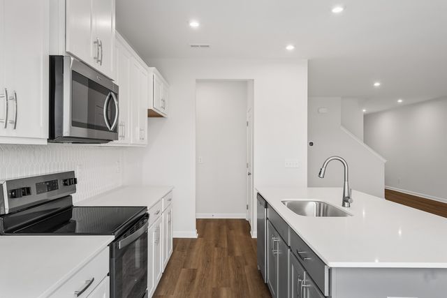 2127 Cheltenham Place, Columbia, TN 38401