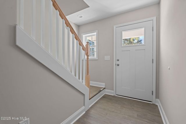 1010 W Saunders Avenue, Aberdeen, NC 28315