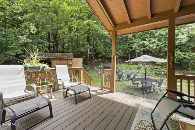 30 Constitution Way, Fort Ann, NY 12804