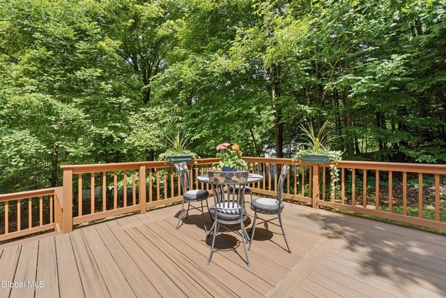 30 Constitution Way, Fort Ann, NY 12804