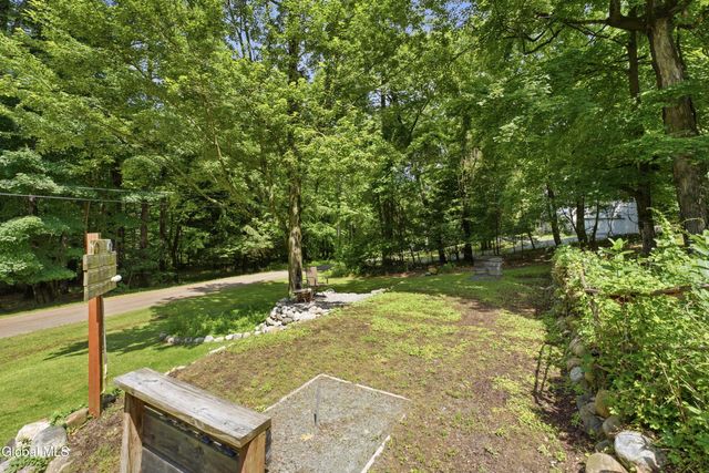 30 Constitution Way, Fort Ann, NY 12804