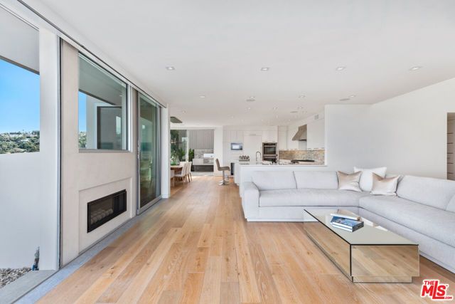 3642 Beverly Ridge Drive, Sherman Oaks, CA 91423