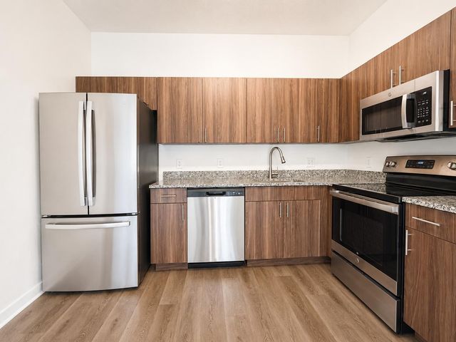 4270 Lakewood Road 207, Lake Worth Beach, FL 33461