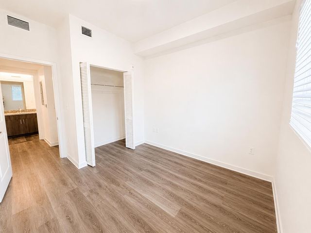 4270 Lakewood Road 207, Lake Worth Beach, FL 33461