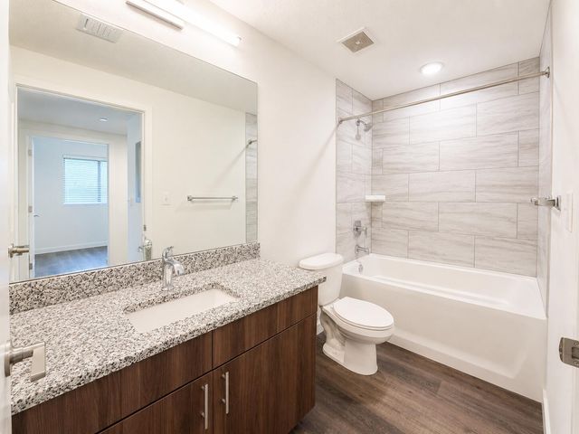 4270 Lakewood Road 207, Lake Worth Beach, FL 33461