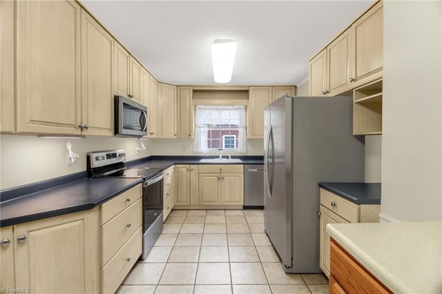1228 Dovershire Place, High Point, NC 27262