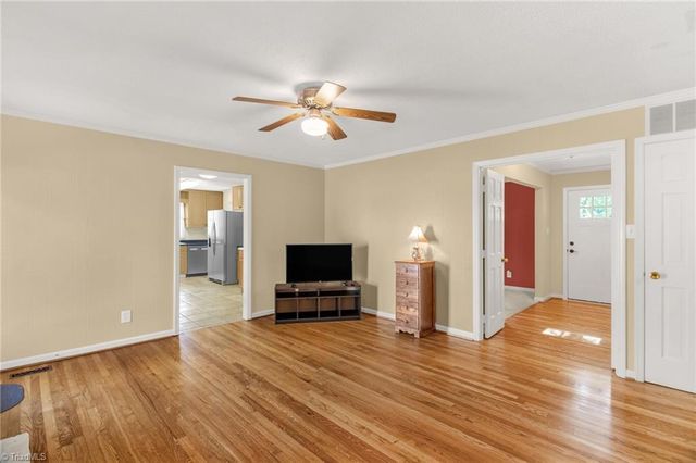 1228 Dovershire Place, High Point, NC 27262
