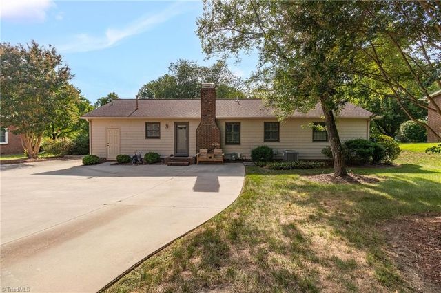 1228 Dovershire Place, High Point, NC 27262