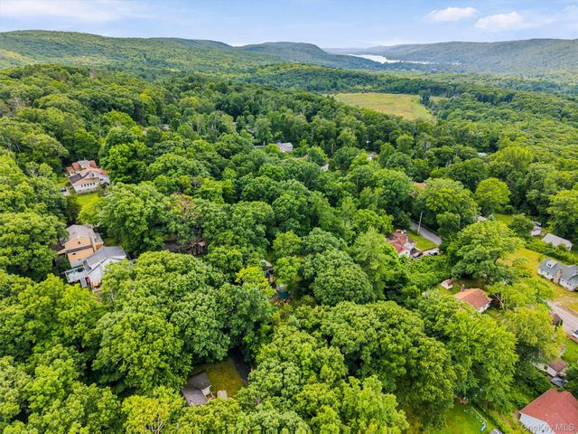 44 Cooper Road, Monroe, NY 10950