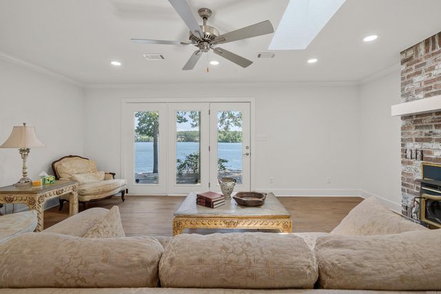 164 Riverside Drive, Hot Springs, AR 71913