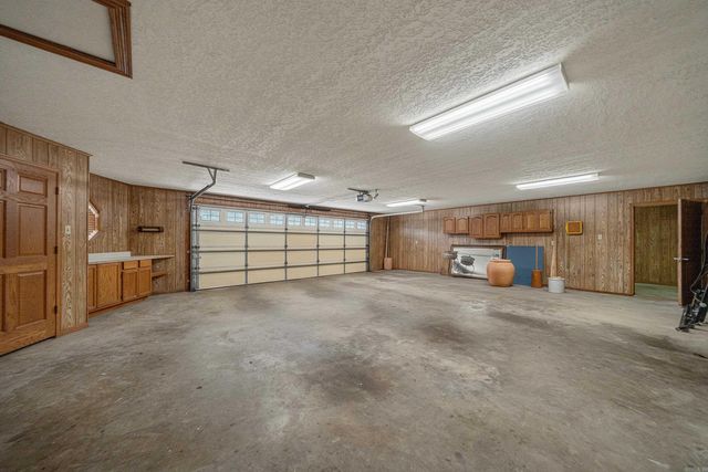 164 Riverside Drive, Hot Springs, AR 71913