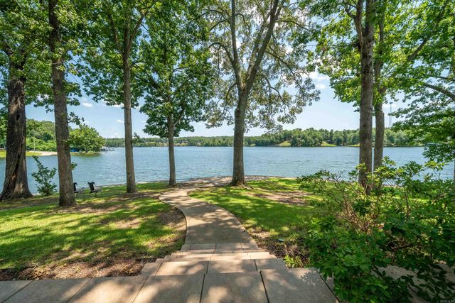 164 Riverside Drive, Hot Springs, AR 71913