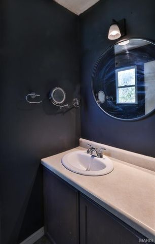 15 Hibbard Street, St Clair, MO 63077