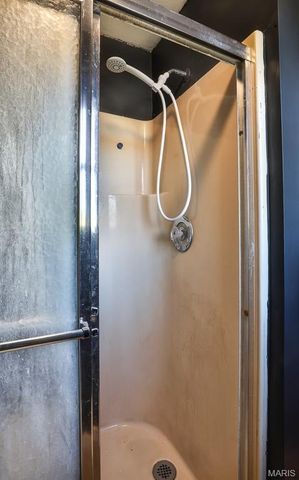 15 Hibbard Street, St Clair, MO 63077