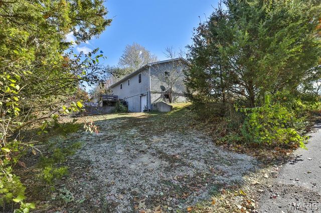 15 Hibbard Street, St Clair, MO 63077