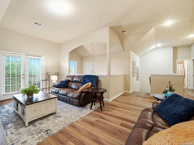 1904 Twisted River, New Braunfels, TX 78130