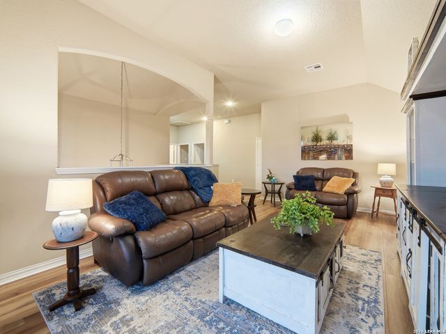 1904 Twisted River, New Braunfels, TX 78130