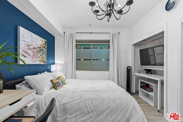 5037 Rosewood Avenue 101, Los Angeles, CA 90004