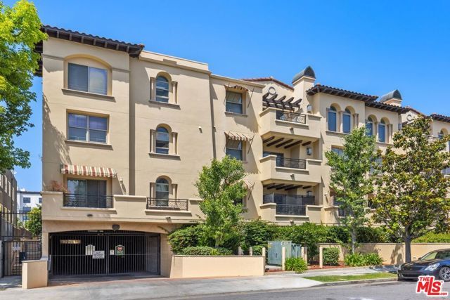5037 Rosewood Avenue 101, Los Angeles, CA 90004