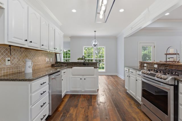 1714 Satinwood Dr, Murfreesboro, TN 37129