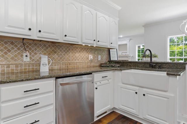 1714 Satinwood Dr, Murfreesboro, TN 37129