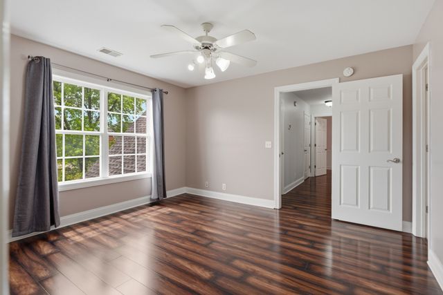 1714 Satinwood Dr, Murfreesboro, TN 37129