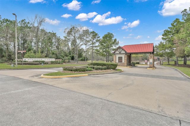 2 Gleneden Court, Conroe, TX 77384