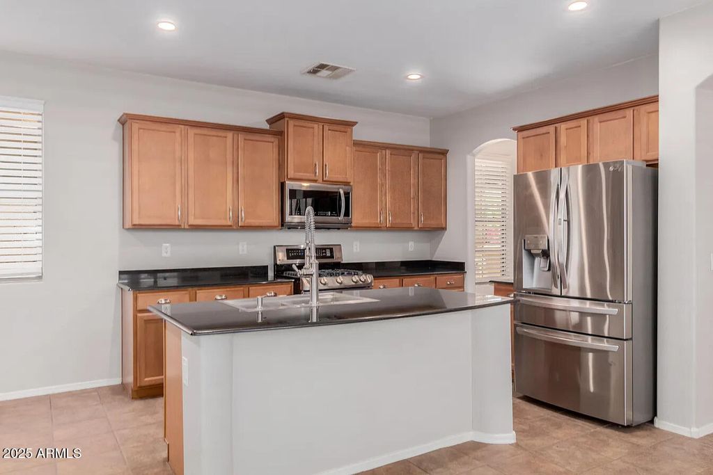 21125 W ELM Way, Buckeye, AZ 85396