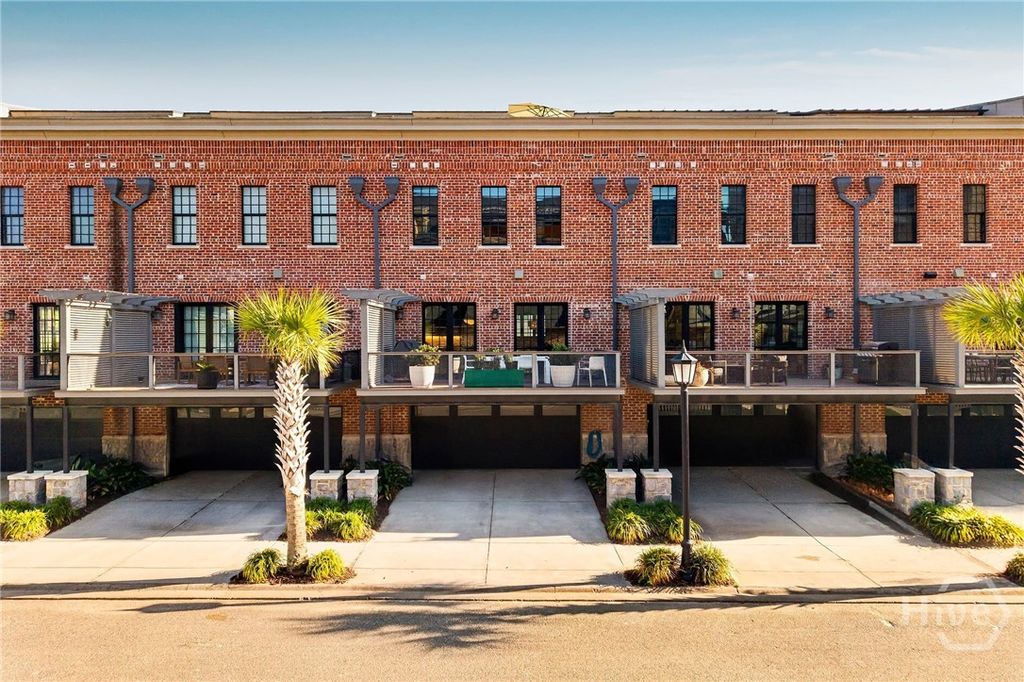 Image 37 of property listing at 460 Port Street, Savannah, GA 31401