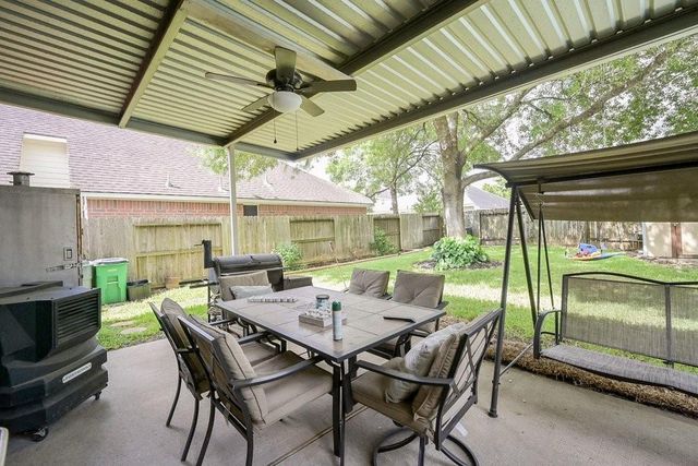 19119 Poplar Trails Lane, Tomball, TX 77375