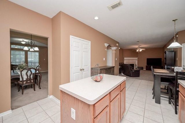 19119 Poplar Trails Lane, Tomball, TX 77375