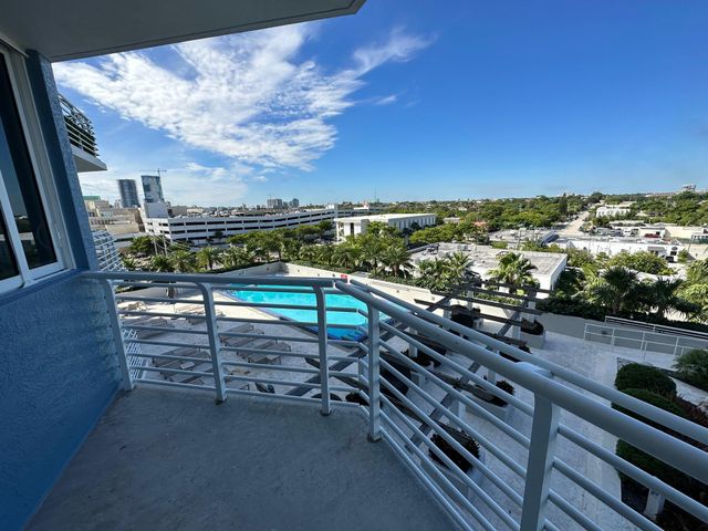 1551 N Flagler Drive 708, West Palm Beach, FL 33401