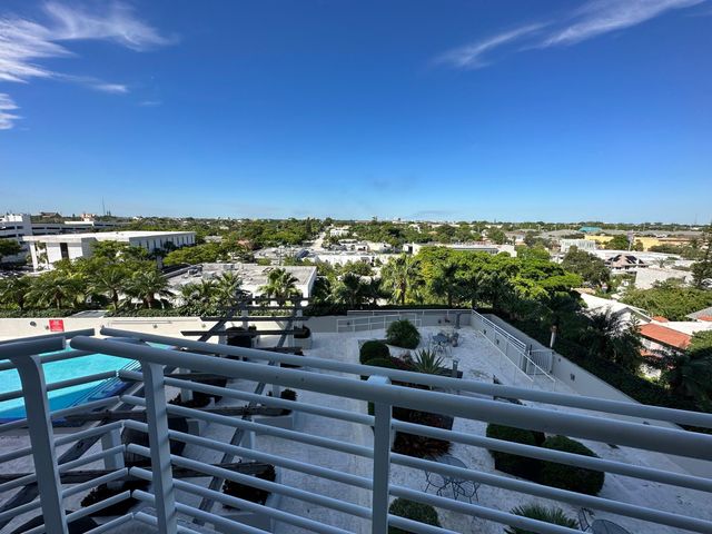1551 N Flagler Drive 708, West Palm Beach, FL 33401