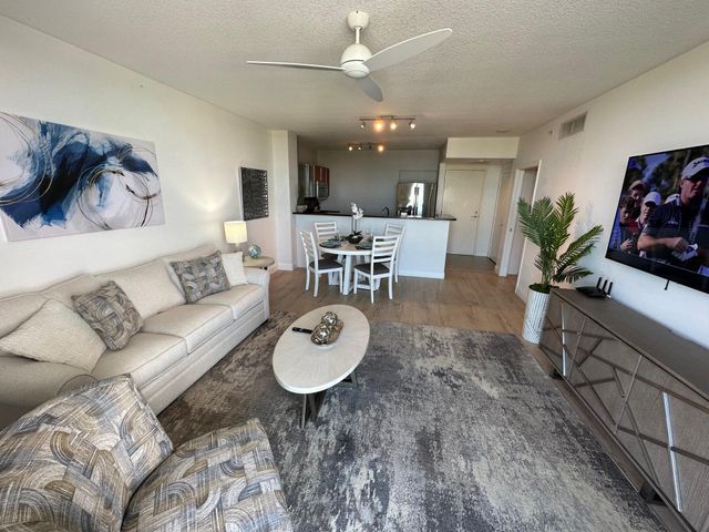 1551 N Flagler Drive 708, West Palm Beach, FL 33401